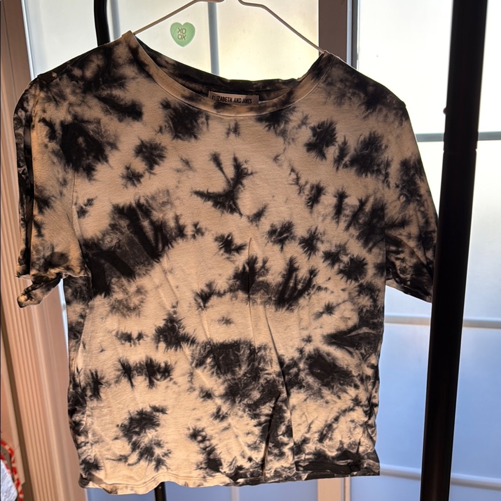 Elizabeth and James Black and White Graphic Crop Tee